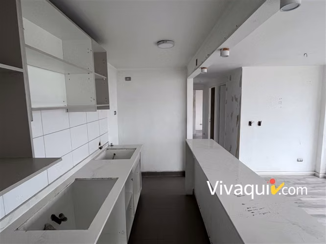 Departamento en venta de 3 dorm. en San Miguel