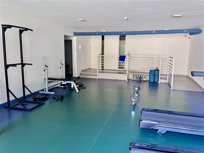 Departamento en venta de 2 dorm. en Metro Cerro Blanco