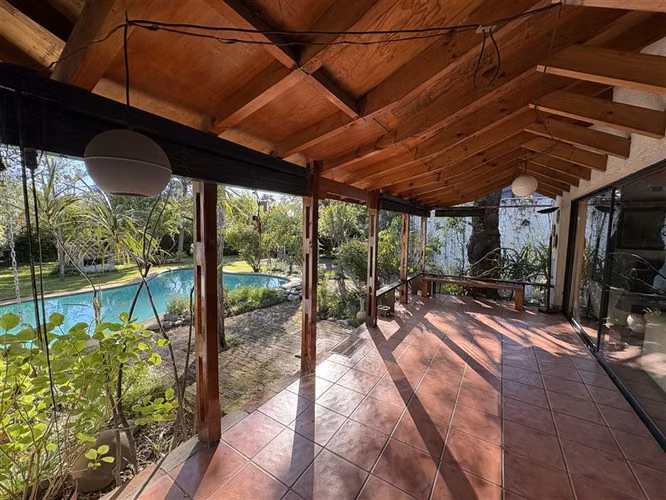 Casa en venta de 4 dorm. en La Reina