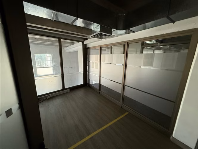 Oficina en venta en Huechuraba