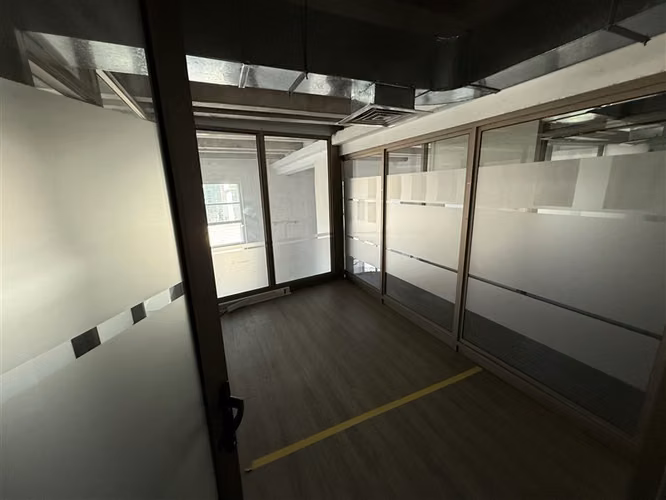 Oficina en venta en Huechuraba
