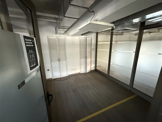 Oficina en venta en Huechuraba