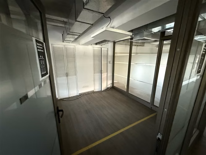 Oficina en venta en Huechuraba