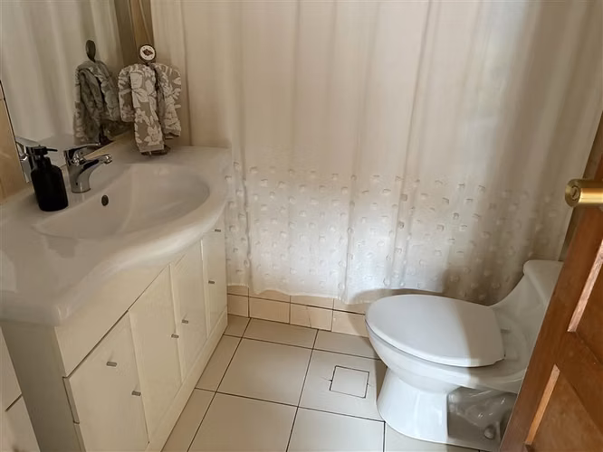 Casa en venta de 5 dorm. en La Reina