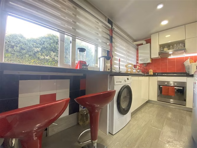 Departamento en venta de 4 dorm. en Providencia