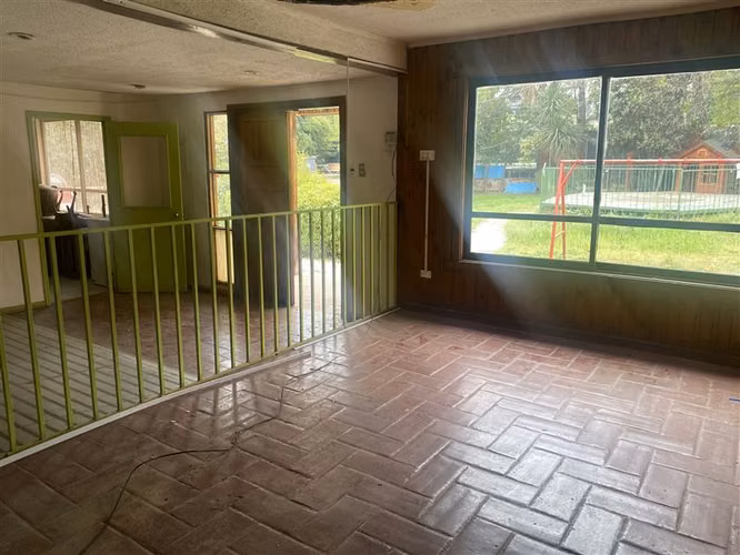 Sitio en venta en La Reina
