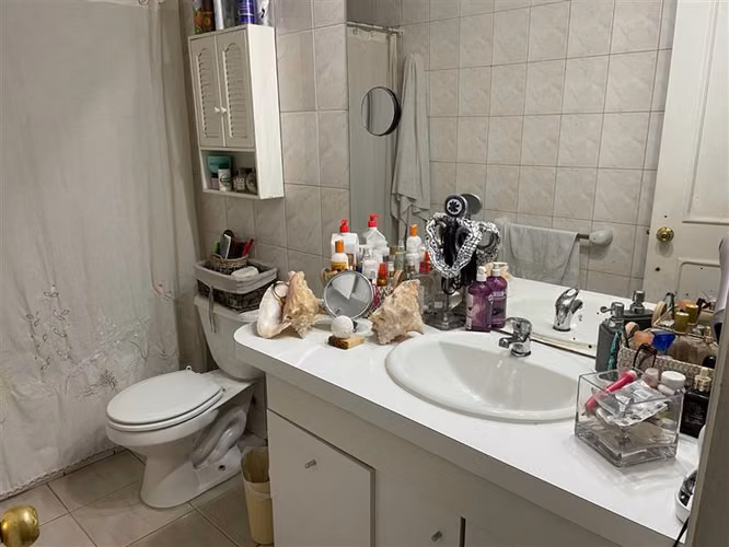 Casa en venta de 4 dorm. en Peñalolén