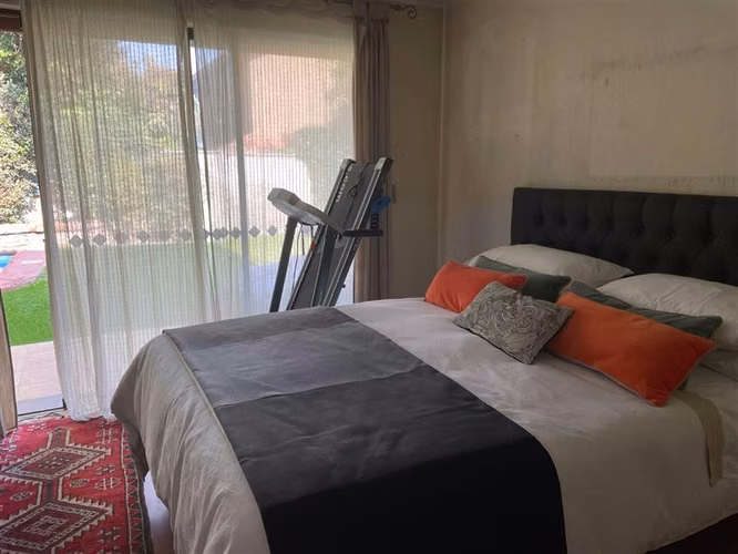Casa en venta de 4 dorm. en Peñalolén