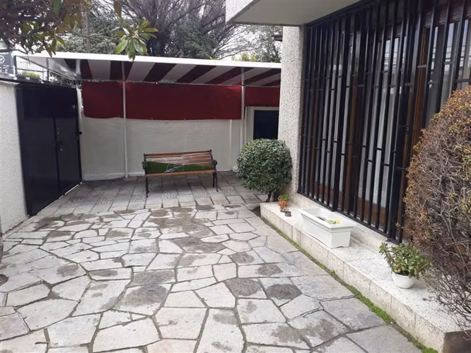 Casa en venta de 4 dorm. en Las Condes