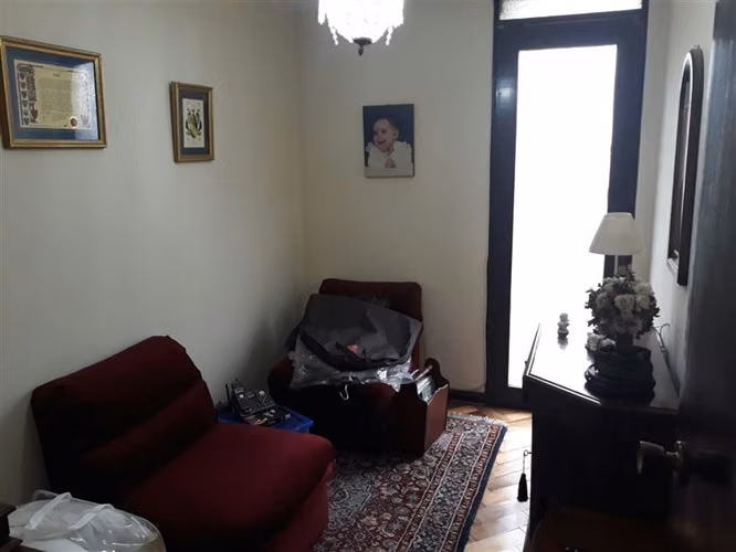 Casa en venta de 4 dorm. en Las Condes