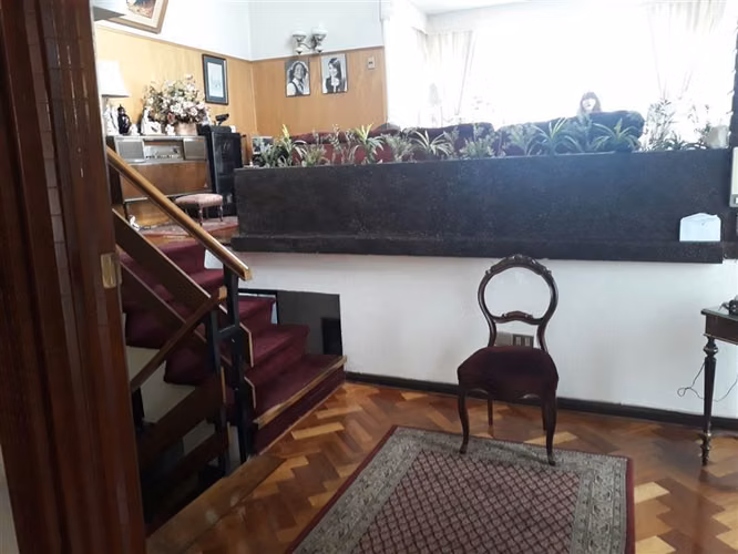 Casa en venta de 4 dorm. en Las Condes