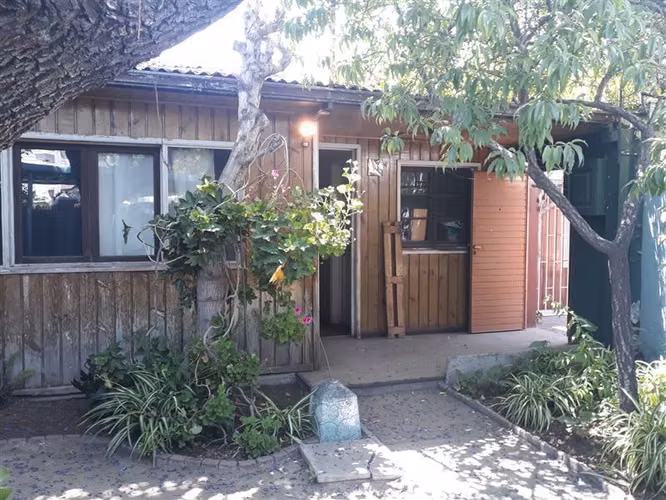 Sitio en venta en La Reina