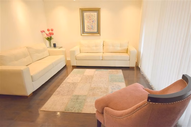 Casa en venta de 6 dorm. en Padre Hurtado