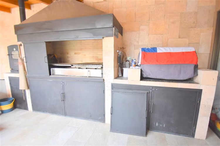 Casa en venta de 6 dorm. en Padre Hurtado