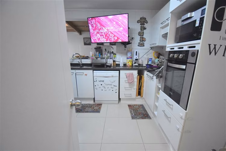 Casa en venta de 6 dorm. en Padre Hurtado
