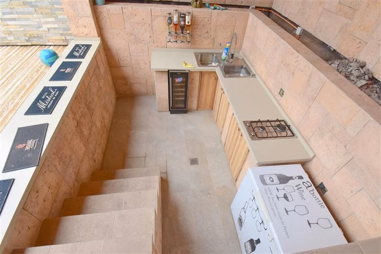 Casa en venta de 6 dorm. en Padre Hurtado