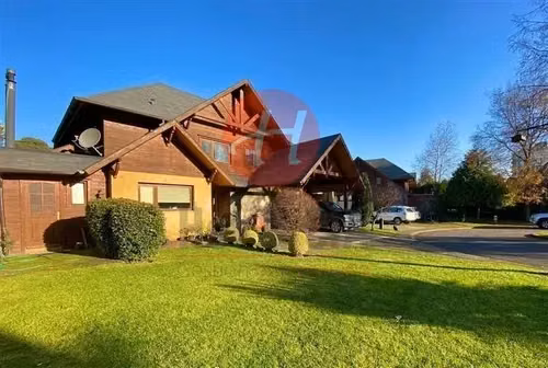 Casa en venta de 5 dorm. en Temuco