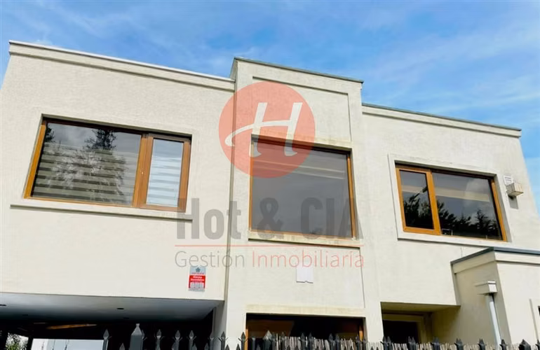 Venta Casa 5D 4B Cumbres del Sur - Imagen 2