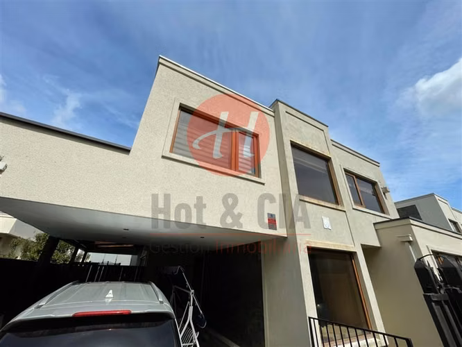 Venta Casa 5D 4B Cumbres del Sur - Imagen 3