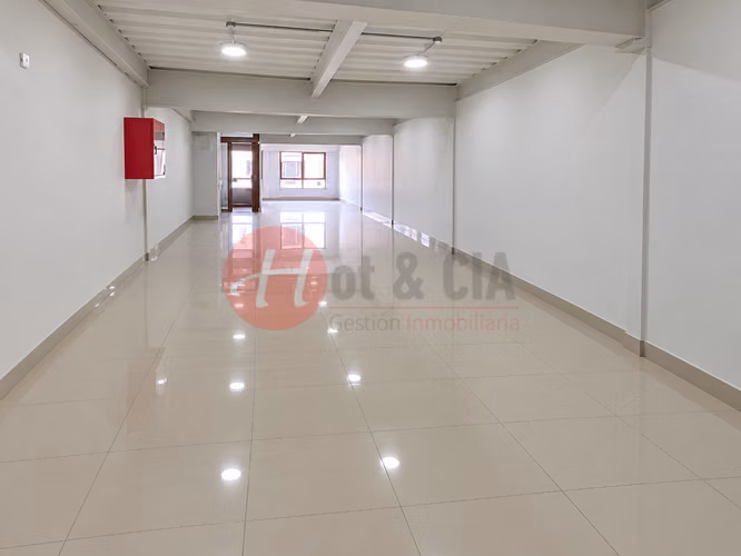 Arriendo Local Comercial 250m² Manuel Montt