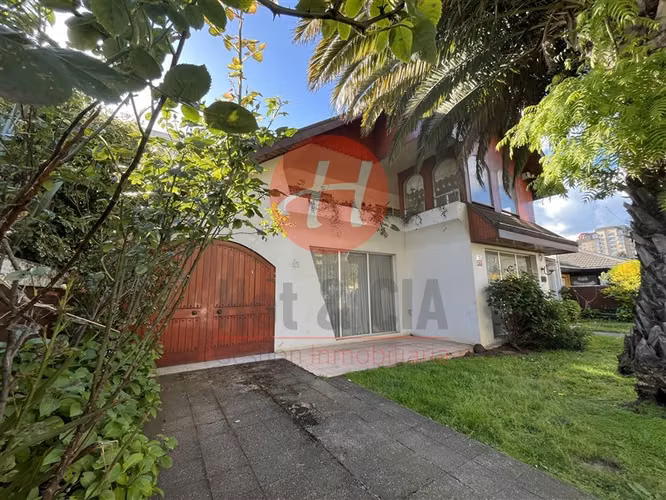 Casa Comercial en Venta o Arriendo Sector Alemania - Imagen 13
