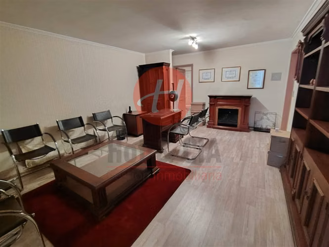 Venta Oficina 42m² Edificio Alcántara - Imagen 2