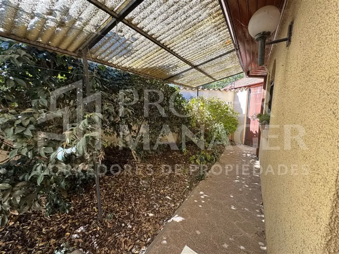 Casa Esquina 4D + Piscina + Estacionamiento 4 Vehículos