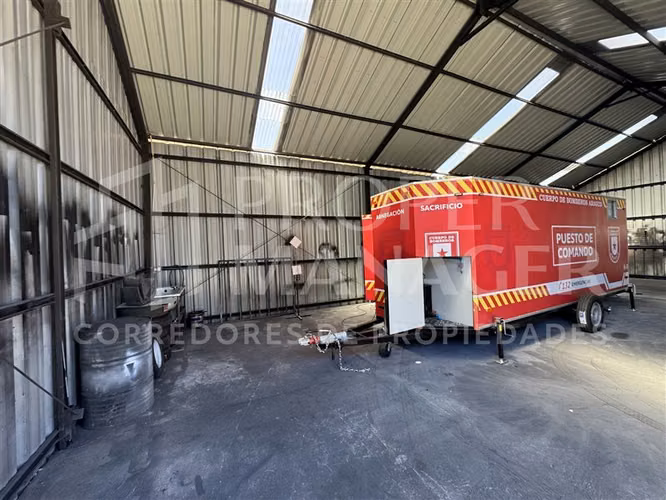 Industrial 10.000 m con Bodega 1.000 m Ruta Cabre