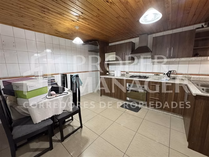 Casa 3 Dormitorios con Estacionamiento Villa Las Crisalidas