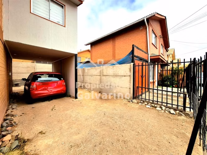 Casa en venta de 3 dorm. en Coquimbo - Imagen 3