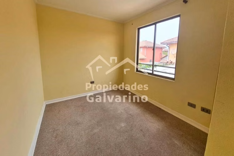 Casa en Esquina con Potencial Comercial en La Arboleda