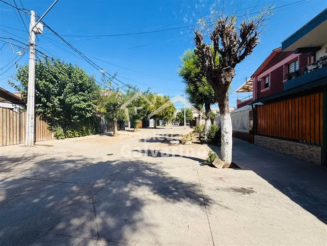 Casa en venta de 4 dorm. en Conchalí
