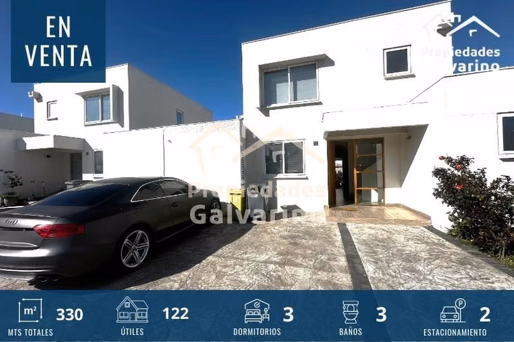 Casa en venta de 3 dorm. en Colina