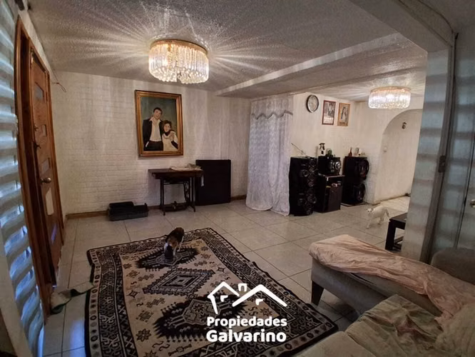 Casa en venta de 4 dorm. en Maipú