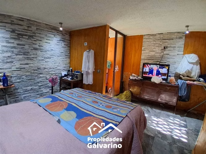 Casa en venta de 4 dorm. en Maipú