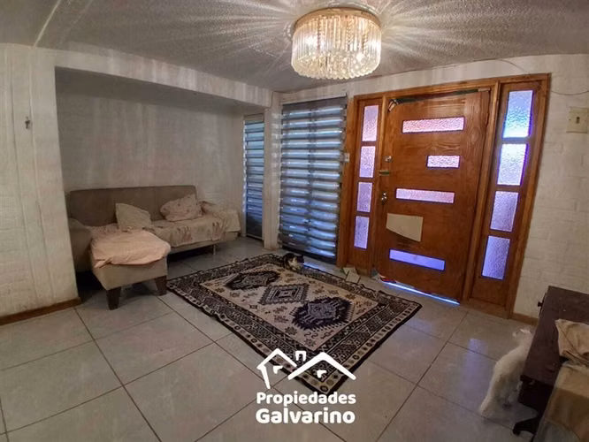 Casa en venta de 4 dorm. en Maipú