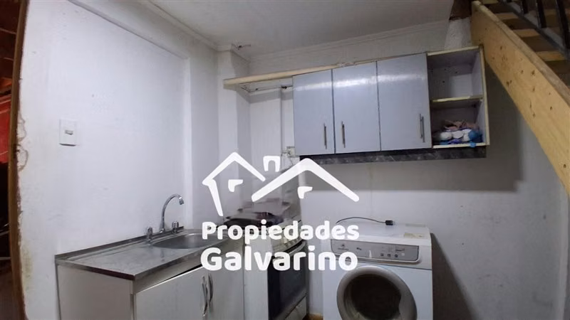 Casa en venta de 10 dorm. en Cerro Navia, 3 baños.