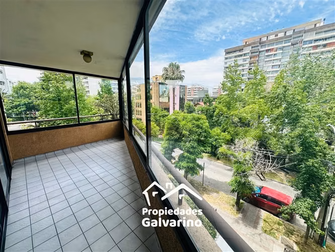Espectacular Departamento 2D+2B ( Av Los Leones)