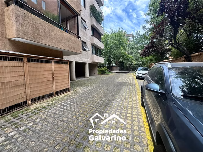 Espectacular Departamento 2D+2B ( Av Los Leones)