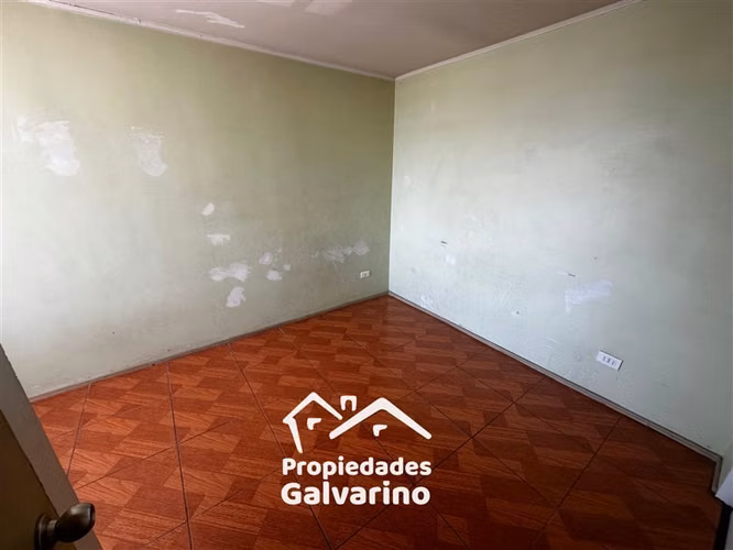 Departamento en venta de 3 dorm. 1 baño en San Bernardo
