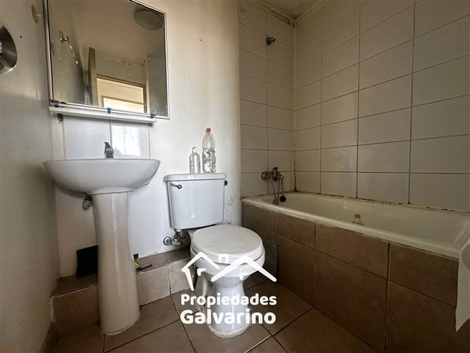 Departamento en venta de 3 dorm. 1 baño en San Bernardo