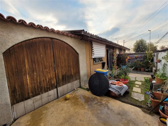 Venta Casa Esquina Sector Tranquilo y Privado La Florida 3D