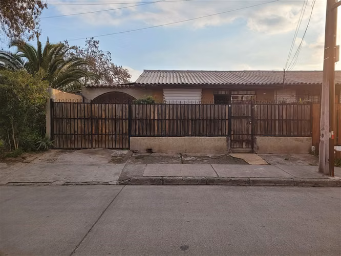 Venta Casa Esquina Sector Tranquilo y Privado La Florida 3D