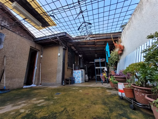 Venta Casa Esquina Sector Tranquilo y Privado La Florida 3D