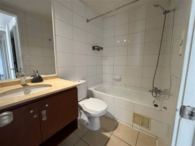 Departamento en venta de 3 dorm. en Estación Central
