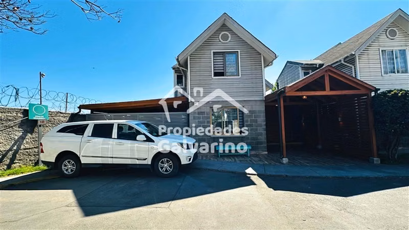 Casa en condominio en venta de 4 dorm. en Quilicura