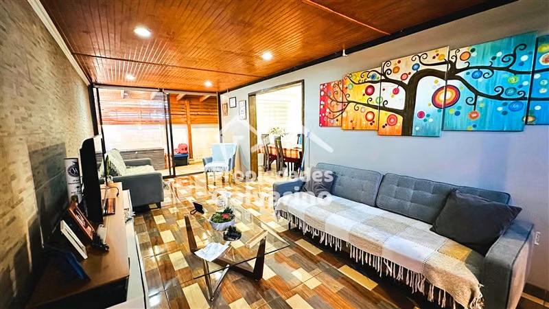 Casa en condominio en venta de 4 dorm. en Quilicura