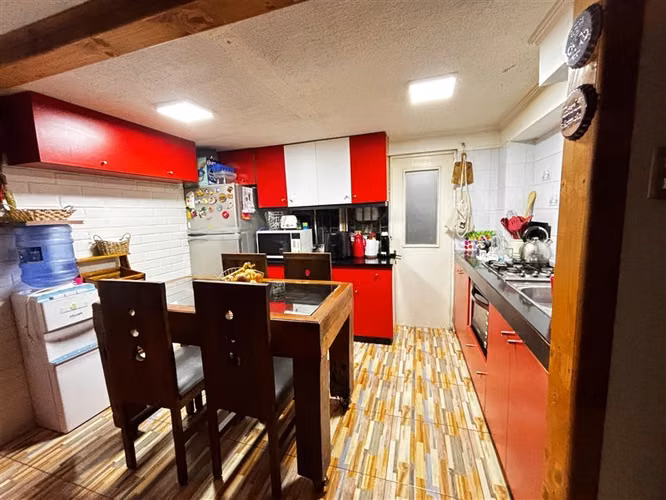 Casa en venta de 3 dorm. 1 baño en Renca