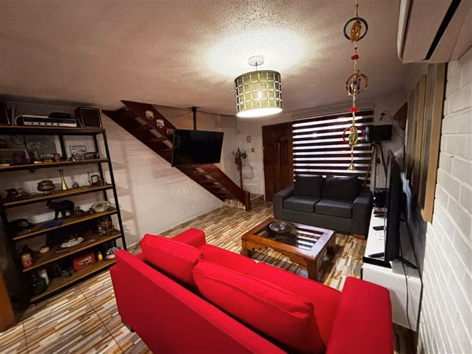 Casa en venta de 3 dorm. 1 baño en Renca