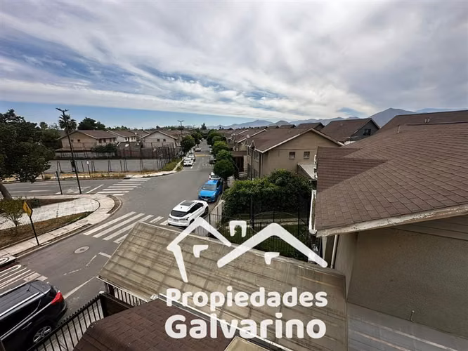 Casa en venta de 3 dorm. en Maipú